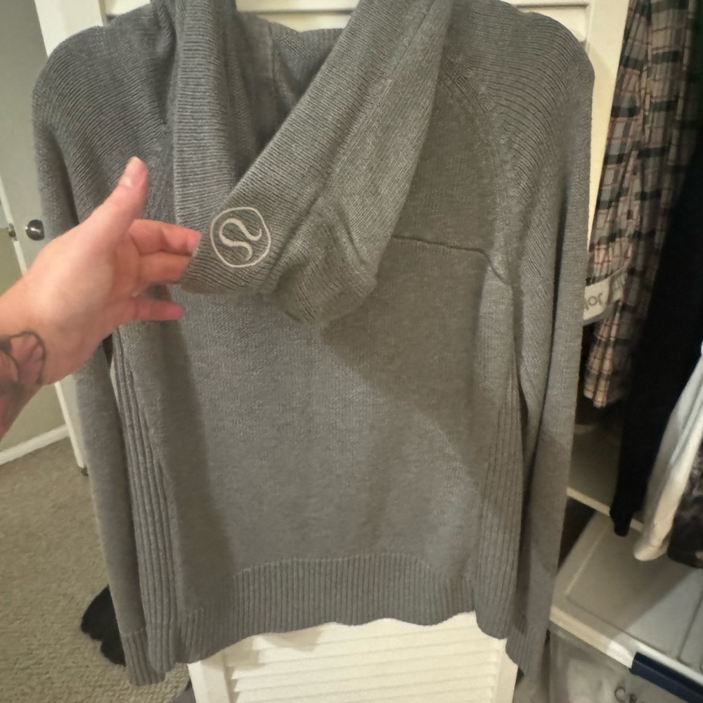 Lululemon grey cashmere blend zip up hoodie that needs sewn see pic rare find - Picture 3 of 5